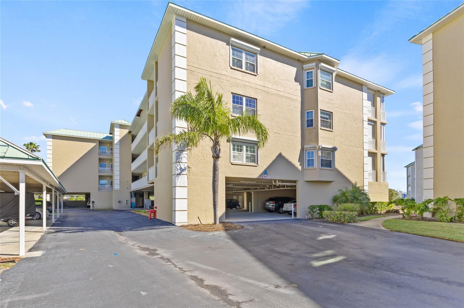 Listing photo id 31 for 399 150th Avenue A203