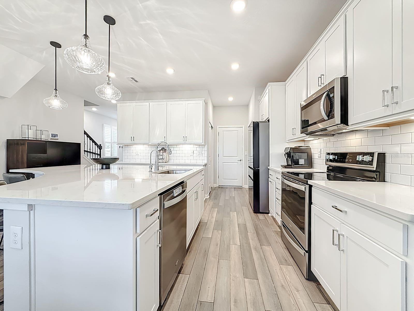 Image 10 of 55 For 373 Sandbar Avenue Ne