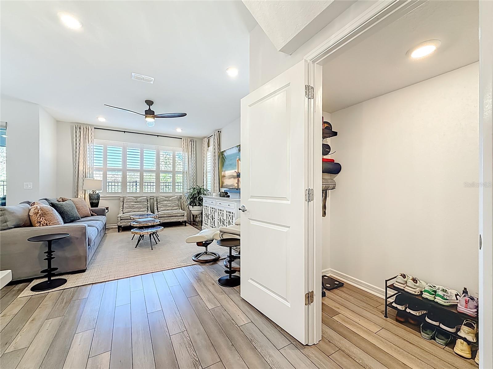 Image 19 of 55 For 373 Sandbar Avenue Ne