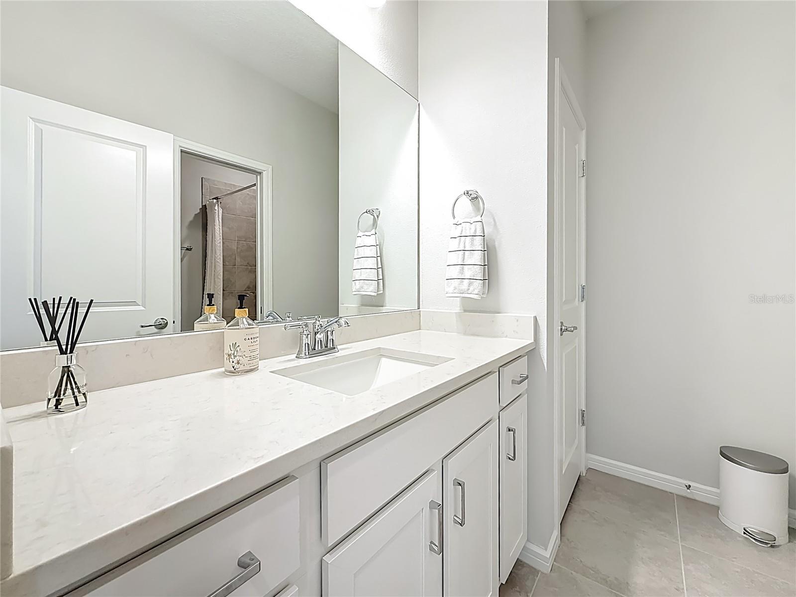 Image 38 of 55 For 373 Sandbar Avenue Ne