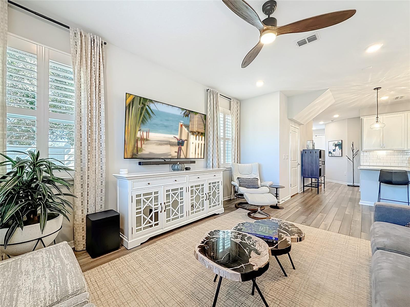 Image 5 of 55 For 373 Sandbar Avenue Ne