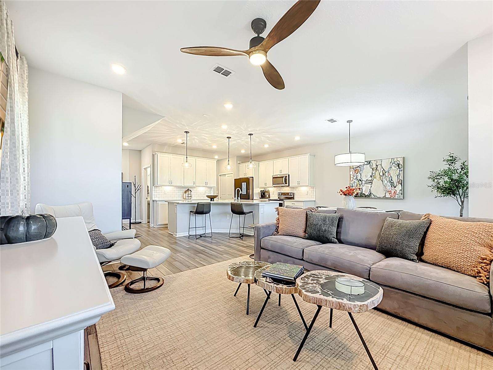 Image 8 of 55 For 373 Sandbar Avenue Ne