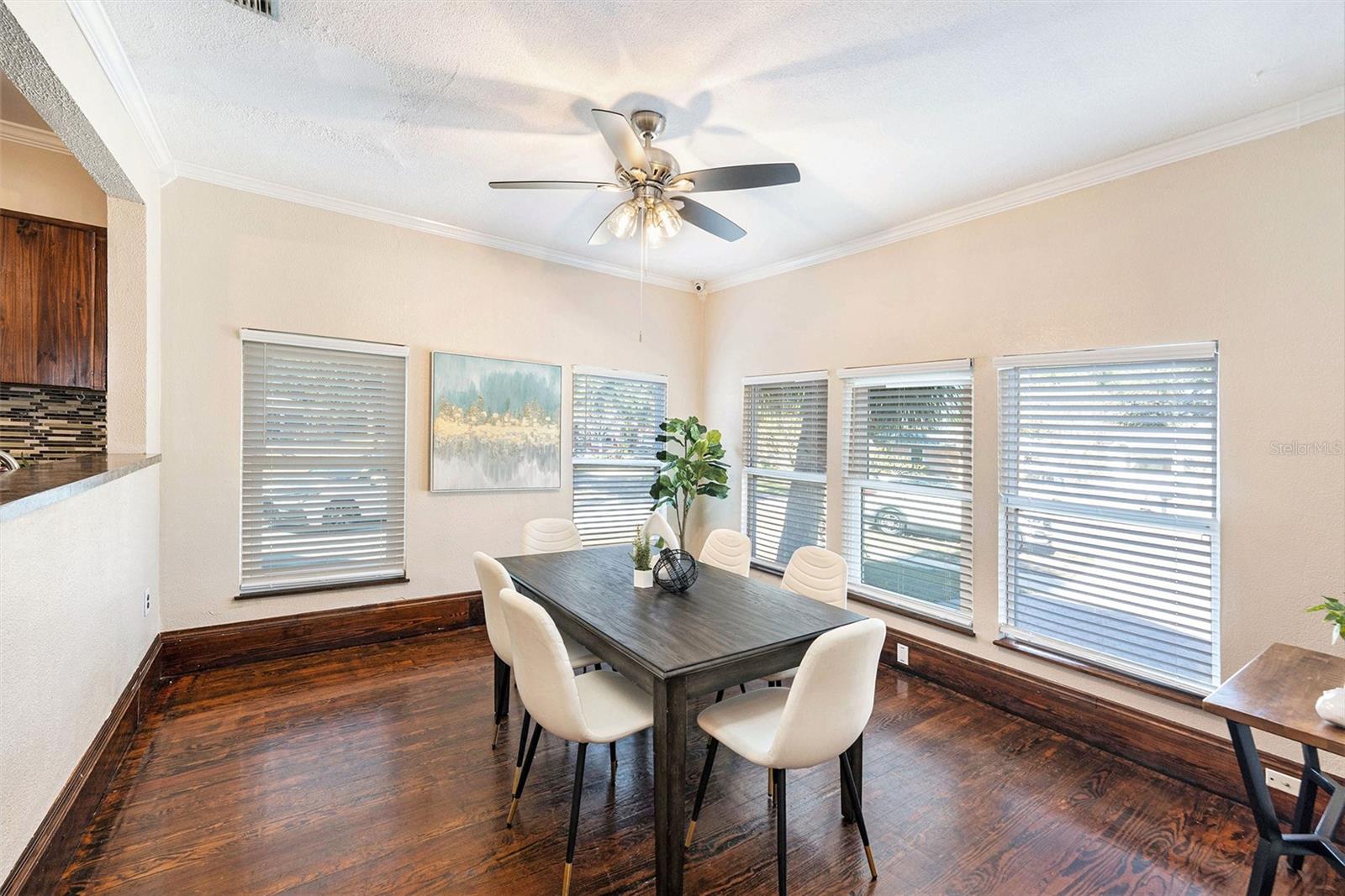 Image 7 of 30 For 2024 Oakdale Way