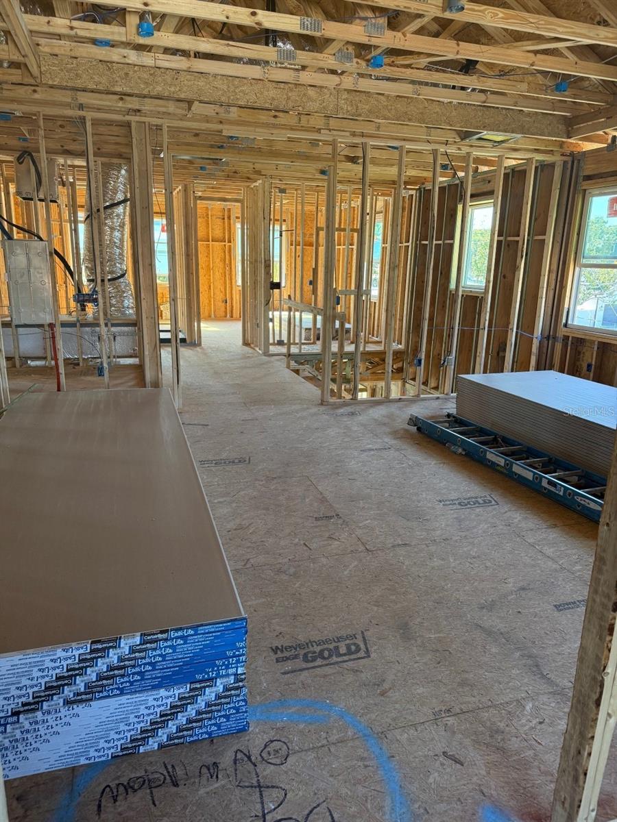 Image 10 of 13 For 3223 Paxton Avenue