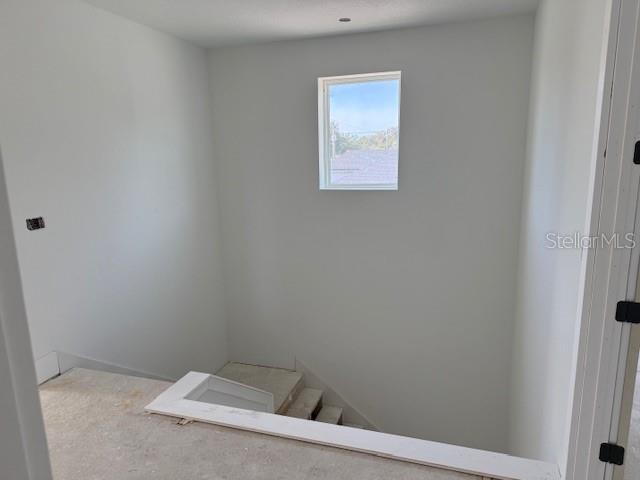 Image 16 of 20 For 3223 Paxton Avenue