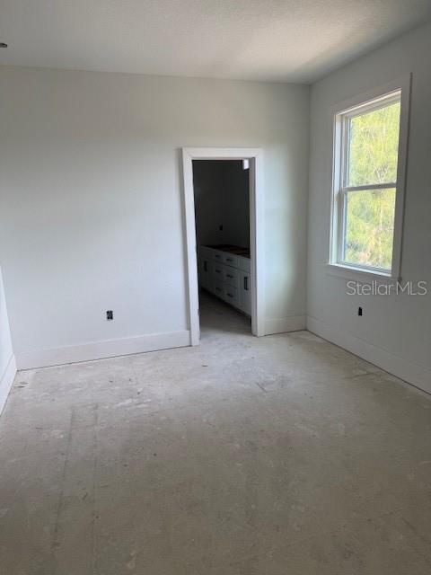 Image 19 of 20 For 3223 Paxton Avenue