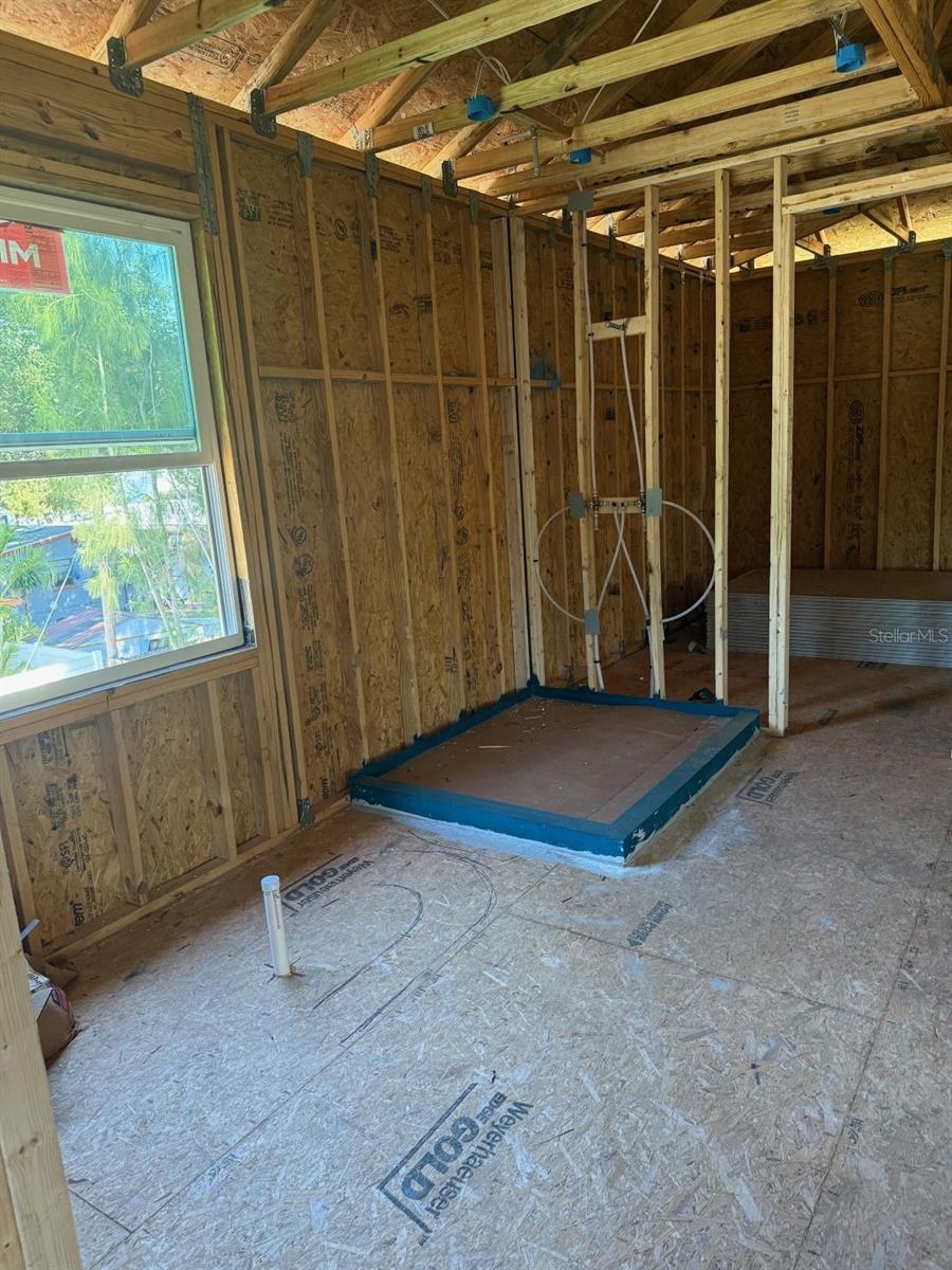 Image 9 of 13 For 3223 Paxton Avenue