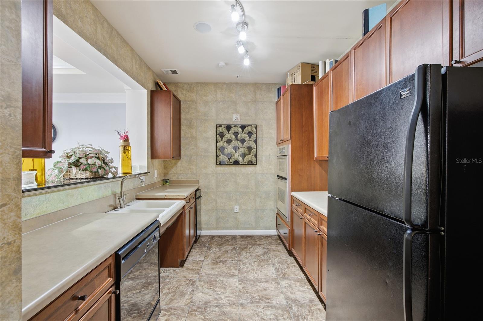 Image 28 of 41 For 4221 Spruce Street 2328