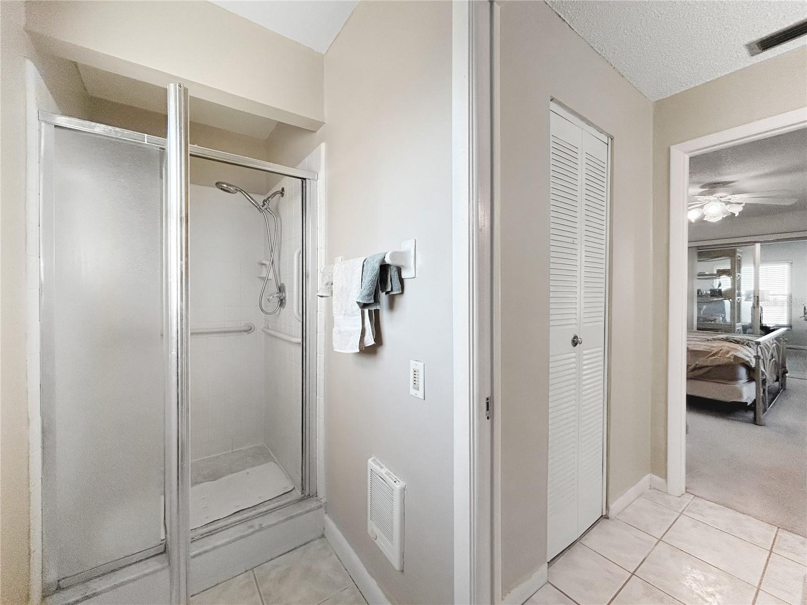 Image 17 of 24 For 703 Ojai Avenue