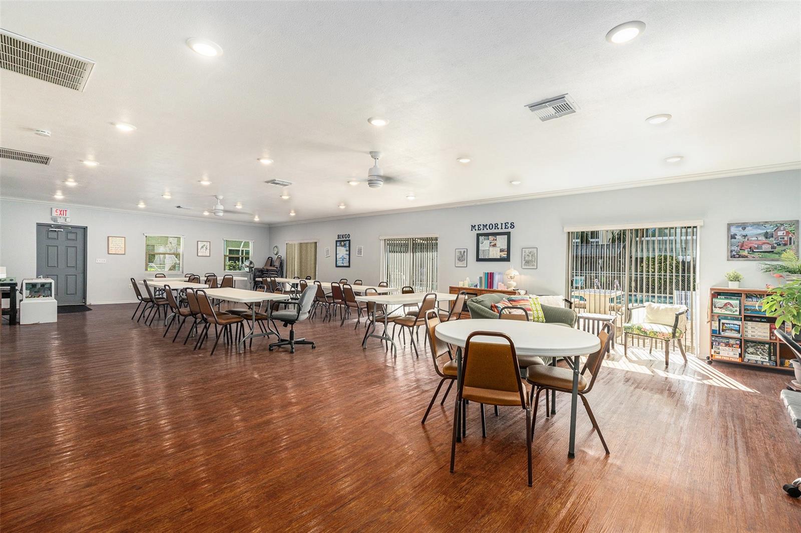 Image 28 of 30 For 801 83rd Avenue N 415