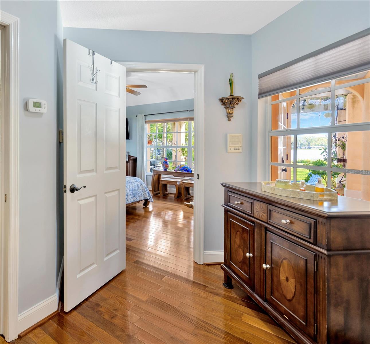 Image 11 of 75 For 7201 Hodgewood Ct Court