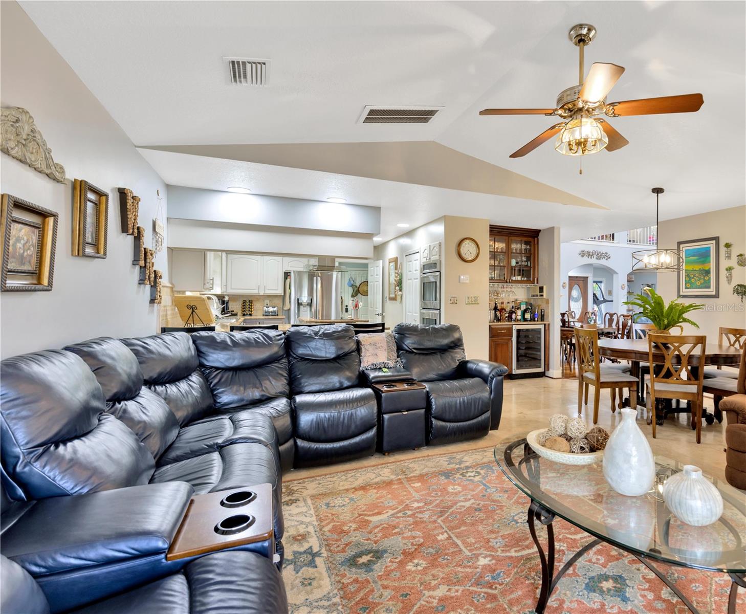 Image 21 of 75 For 7201 Hodgewood Ct Court