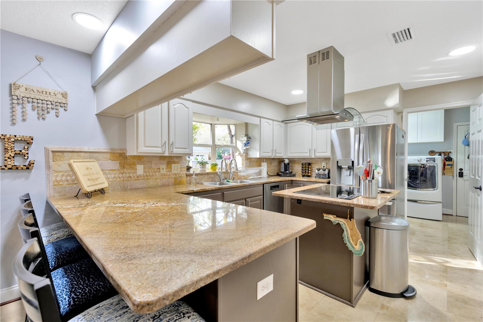 Image 26 of 75 For 7201 Hodgewood Ct Court