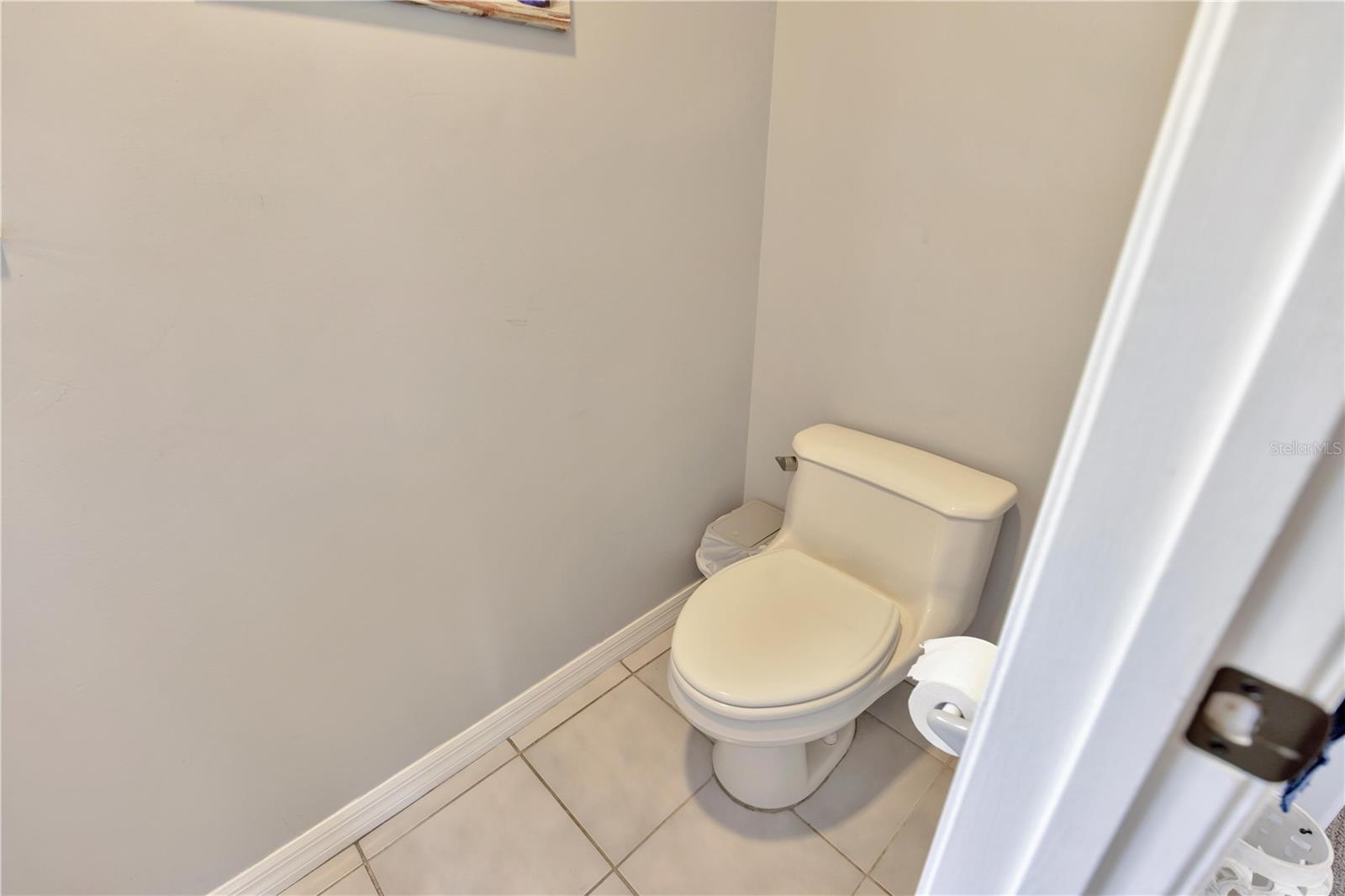 Image 37 of 75 For 7201 Hodgewood Ct Court