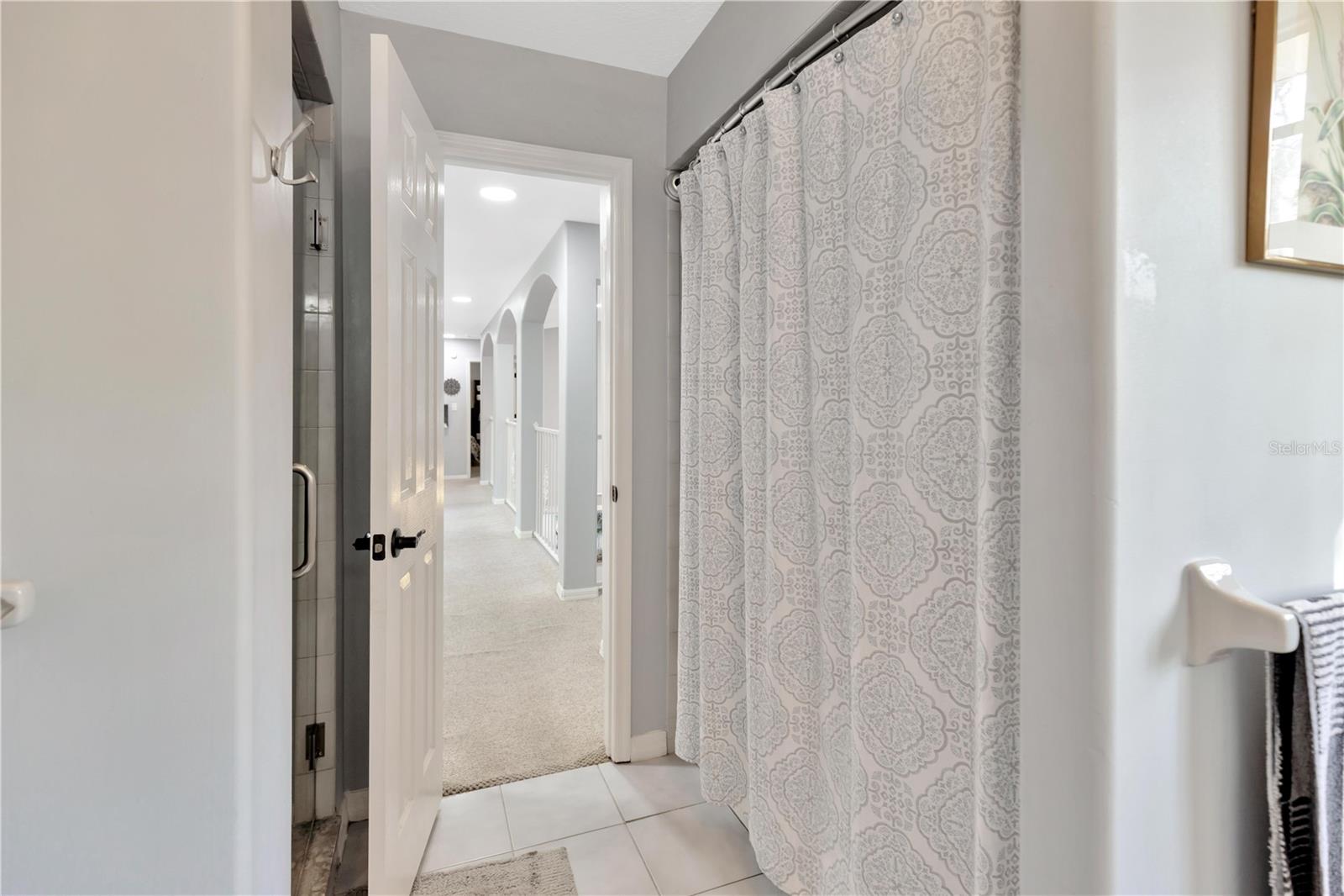 Image 38 of 75 For 7201 Hodgewood Ct Court