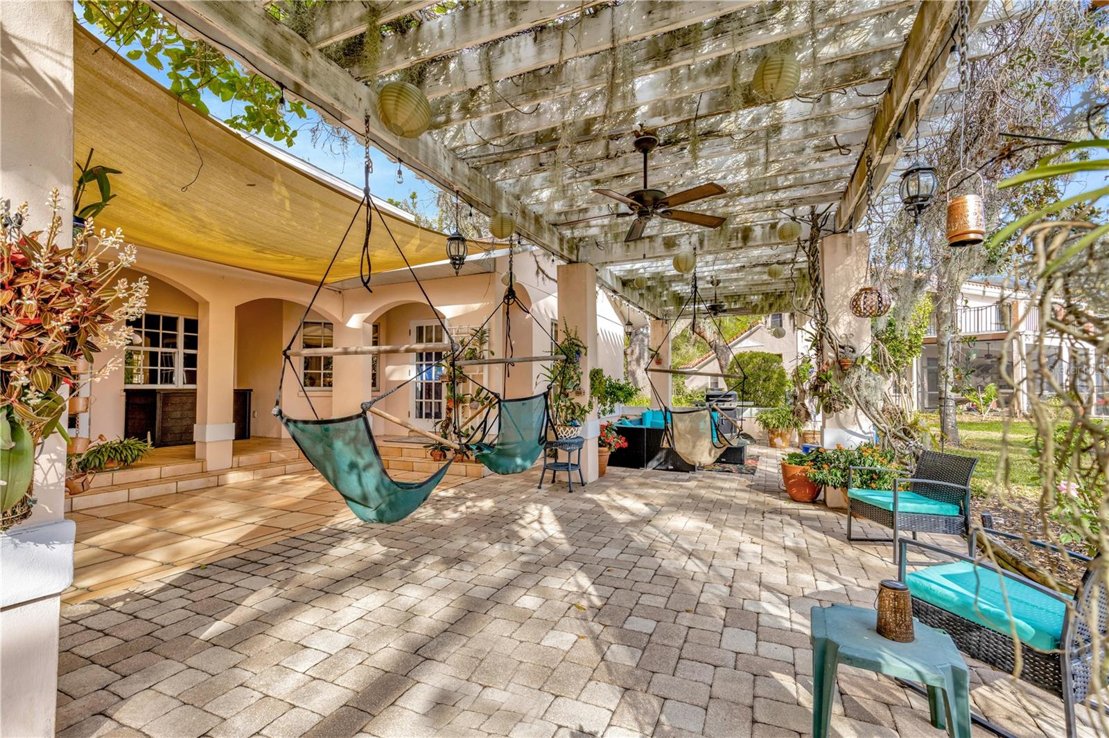 Image 61 of 75 For 7201 Hodgewood Ct Court