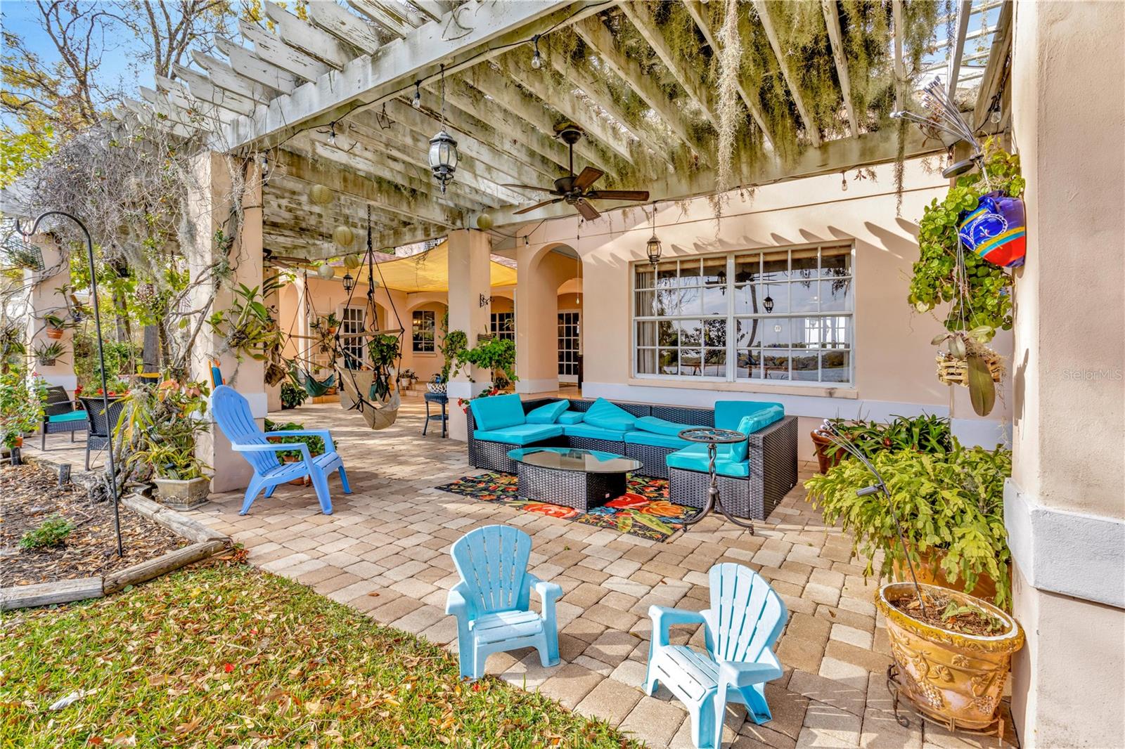 Image 62 of 75 For 7201 Hodgewood Ct Court