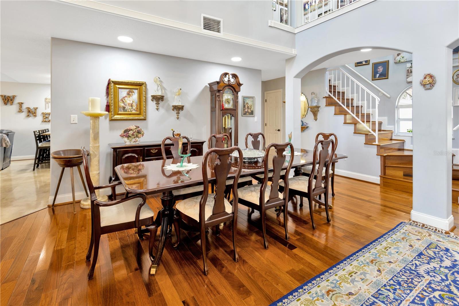 Image 7 of 75 For 7201 Hodgewood Ct Court