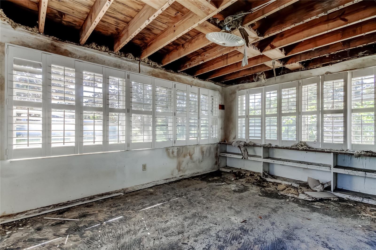 Image 28 of 45 For 2364 6th Avenue Sw