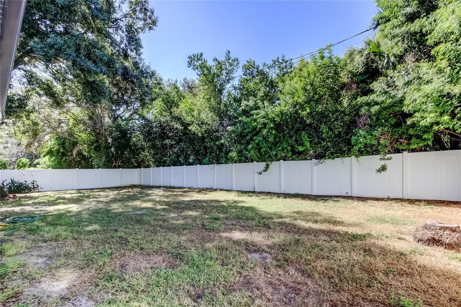 Image 38 of 39 For 10 Orion Avenue