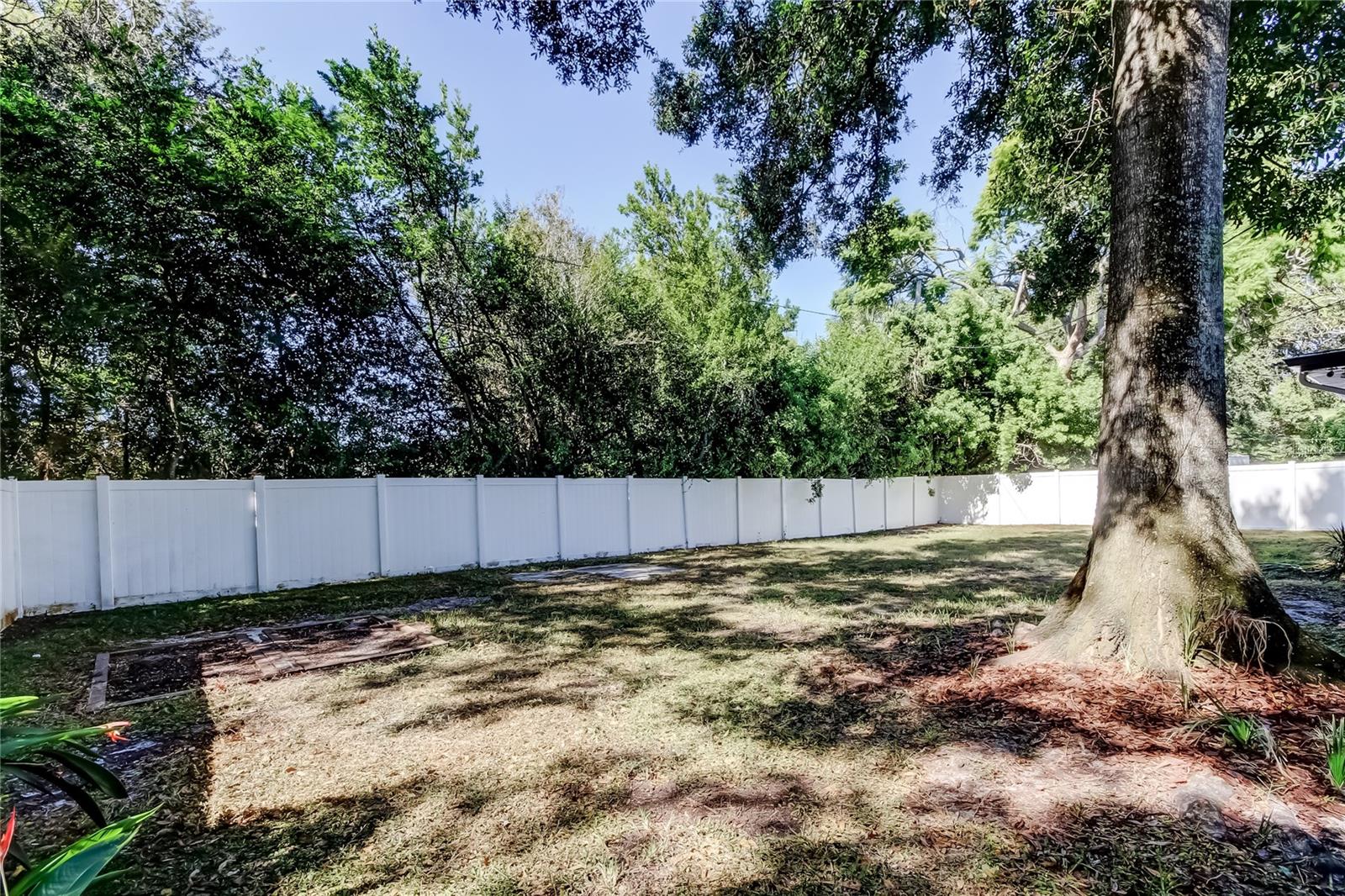 Image 39 of 39 For 10 Orion Avenue