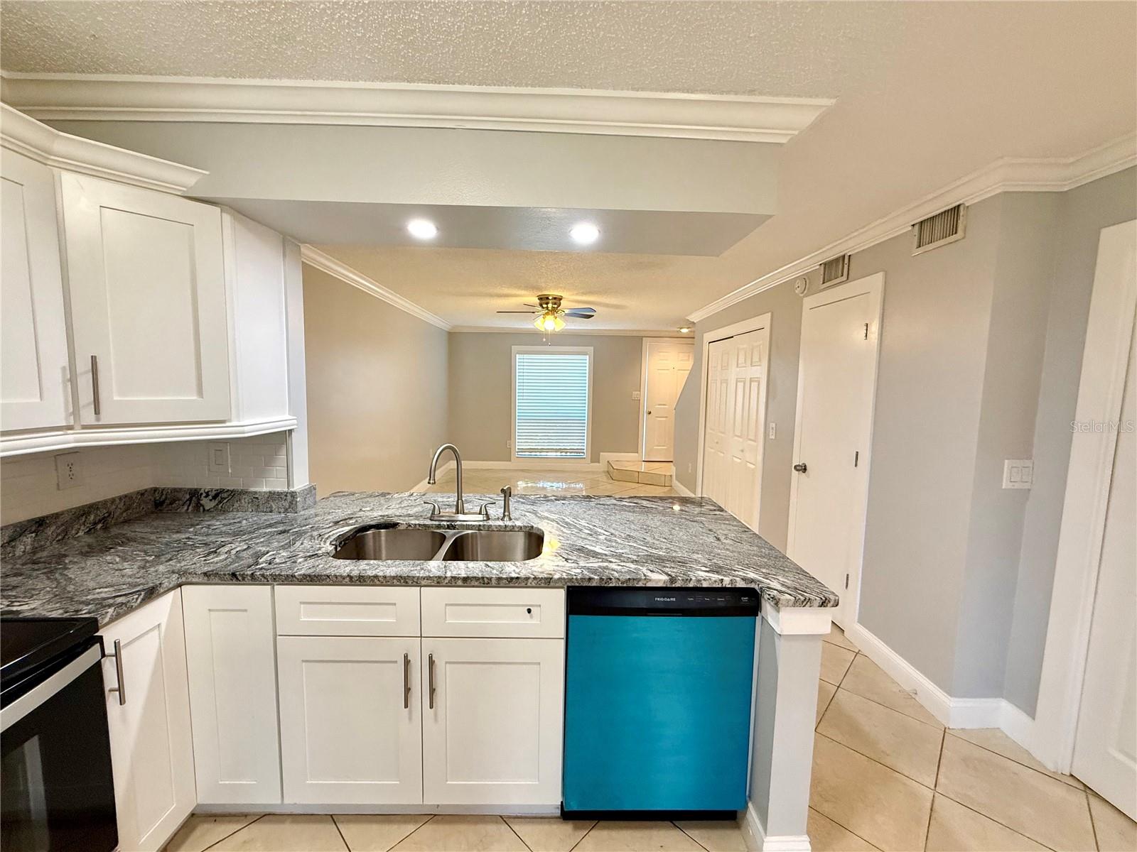 Image 8 of 22 For 11913 Cypress Hill Circle