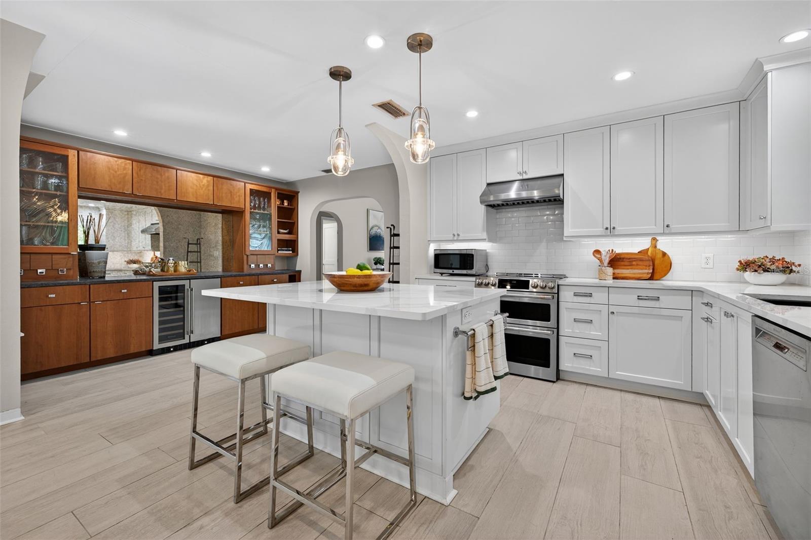 Image 14 of 51 For 615 15th Avenue Ne