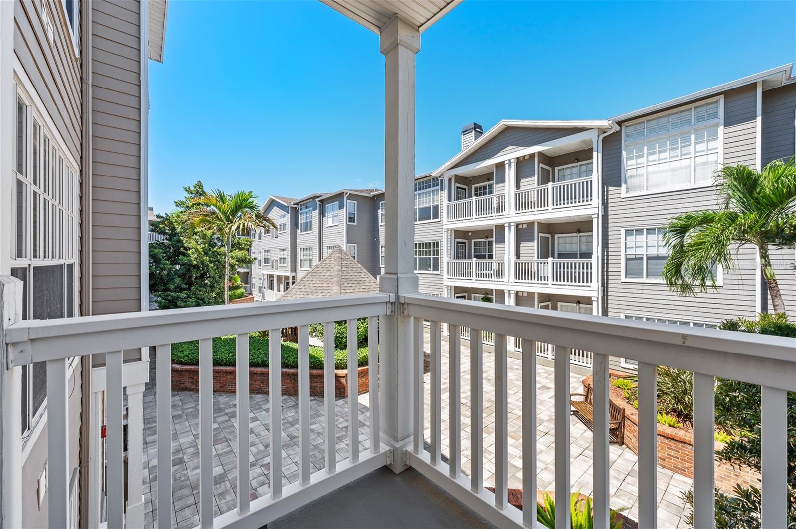 Image 12 of 25 For 800 Dakota Avenue 330