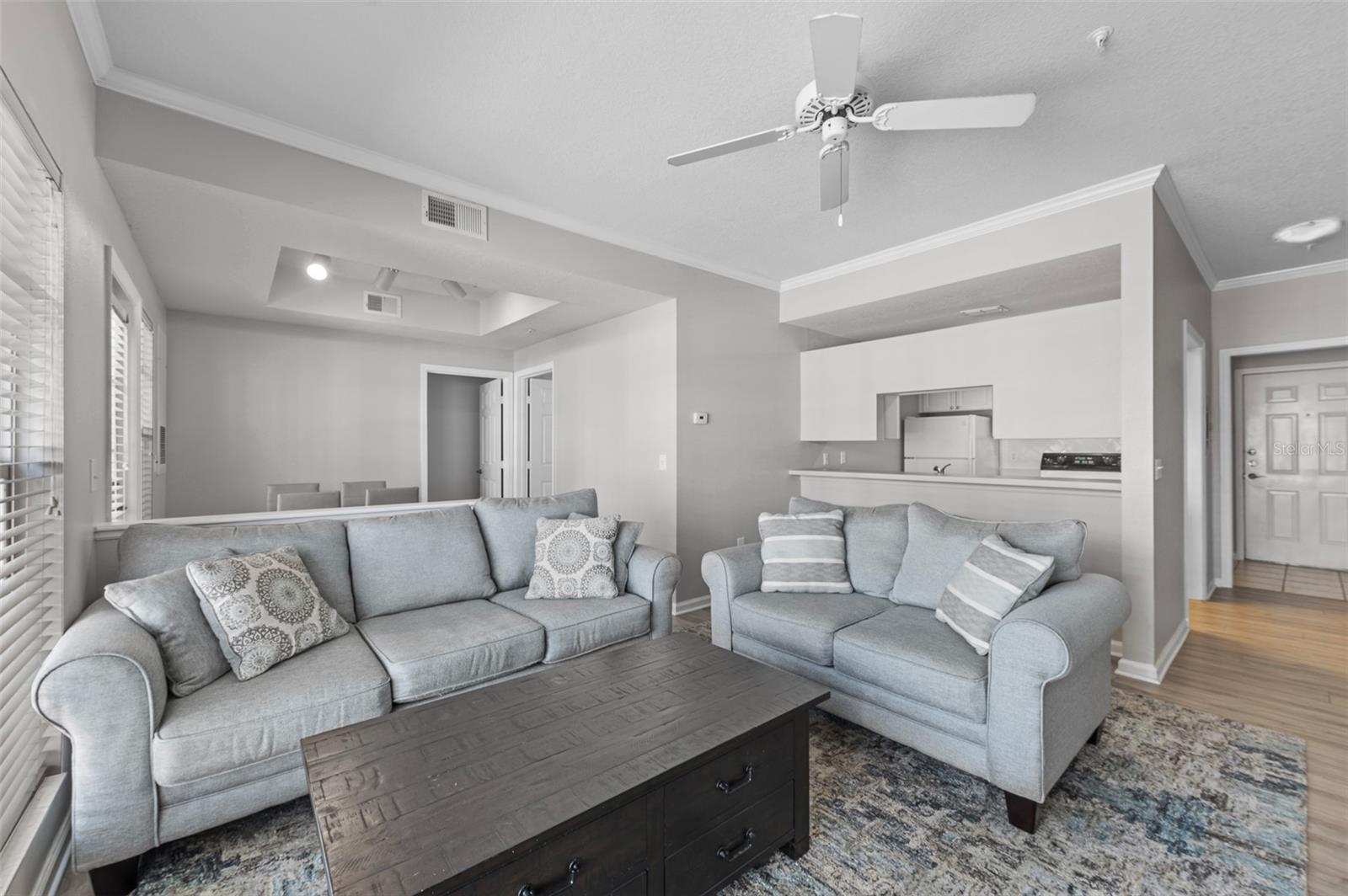 Image 4 of 25 For 800 Dakota Avenue 330