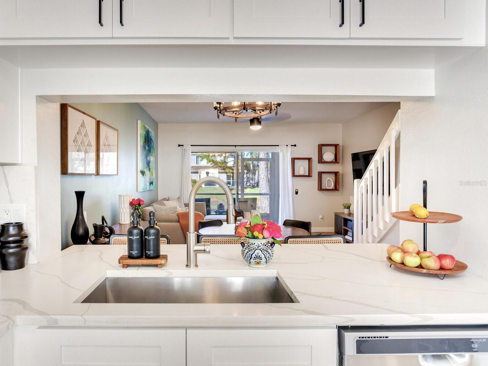 Image 13 of 38 For 6331 Bayside Key Drive