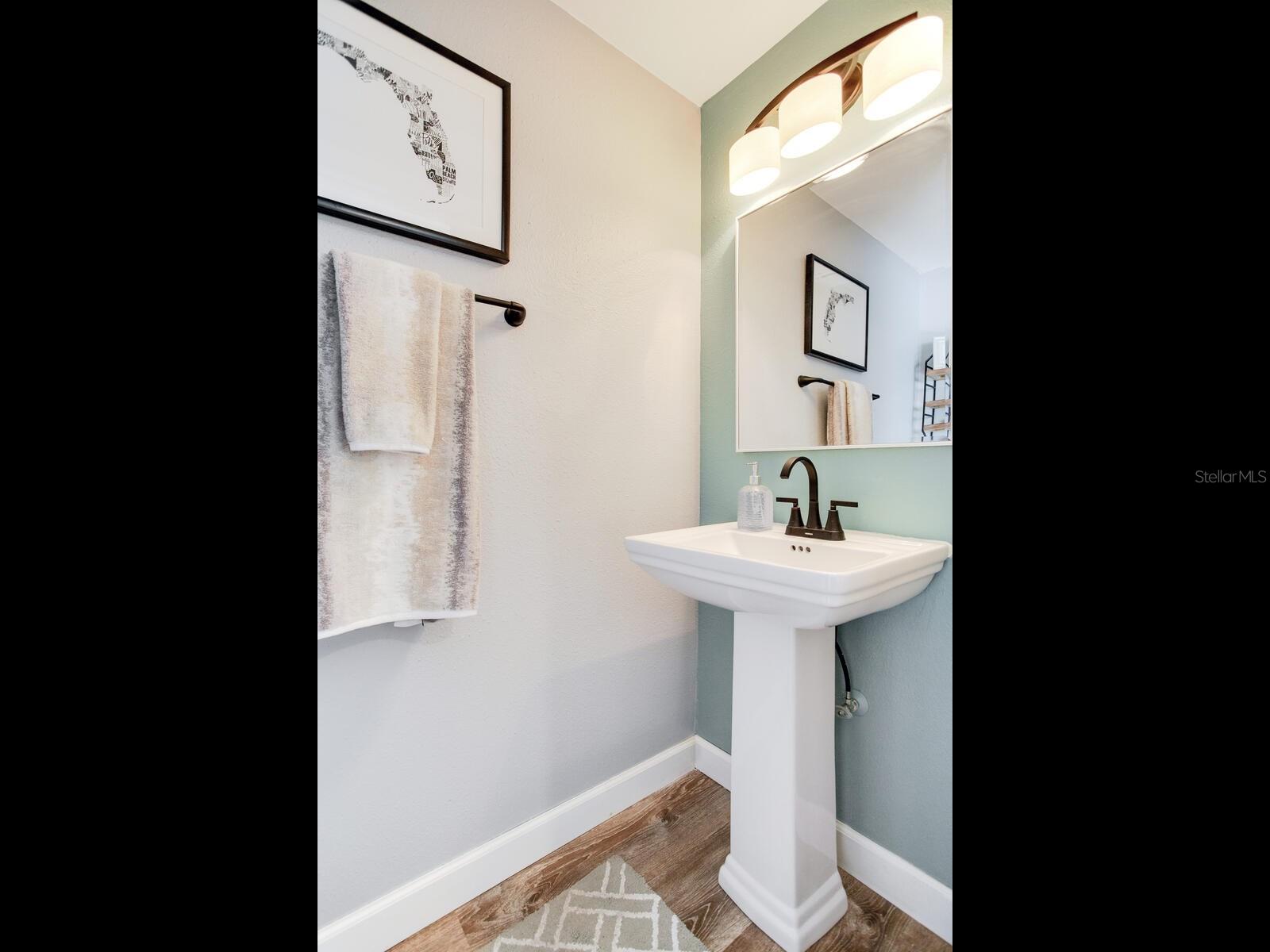 Image 18 of 38 For 6331 Bayside Key Drive