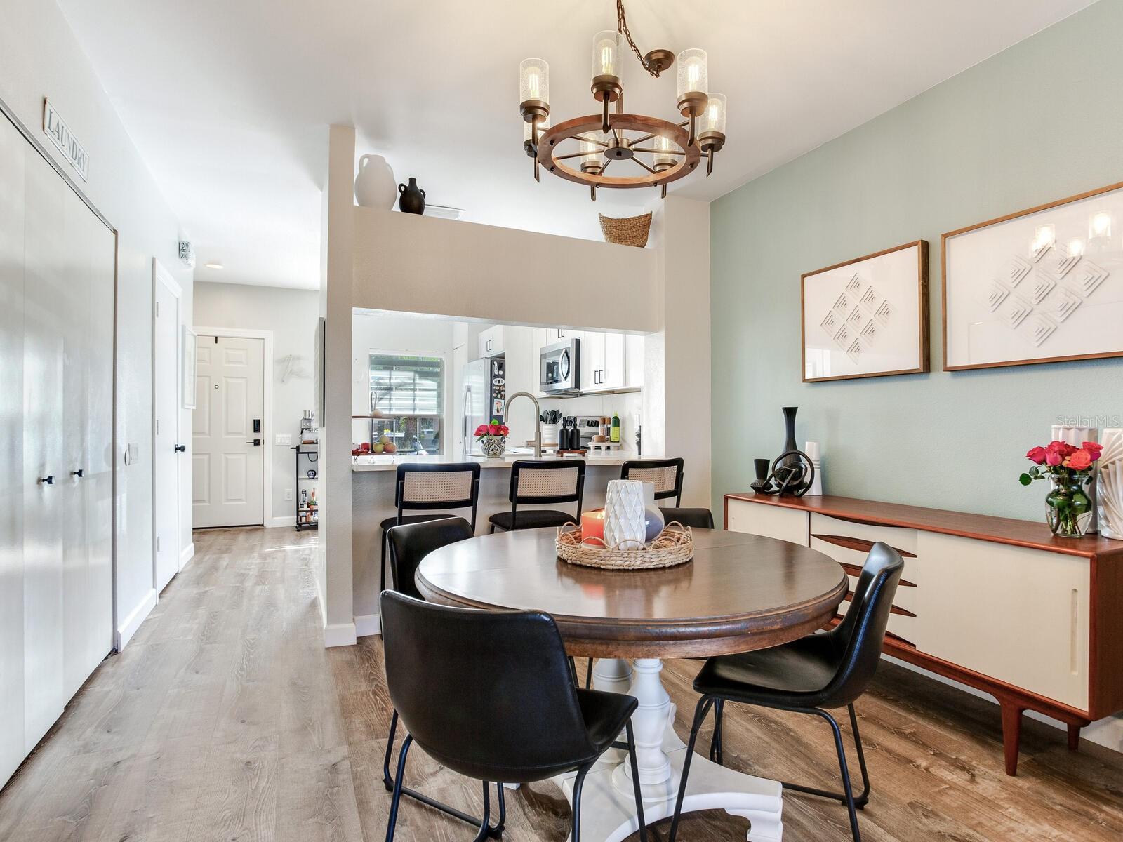 Image 9 of 38 For 6331 Bayside Key Drive