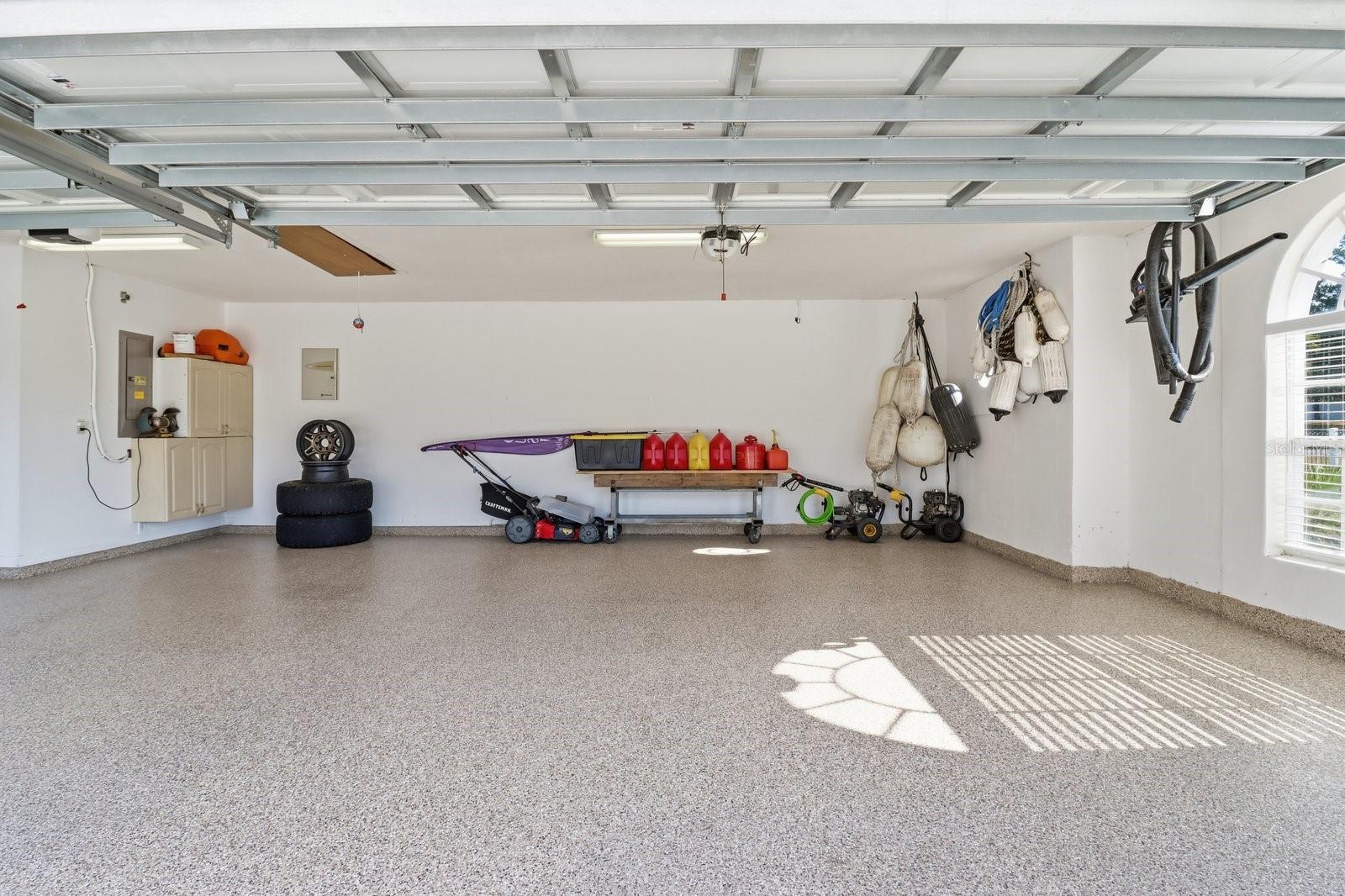 Image 13 of 65 For 11113 Flatwood Avenue