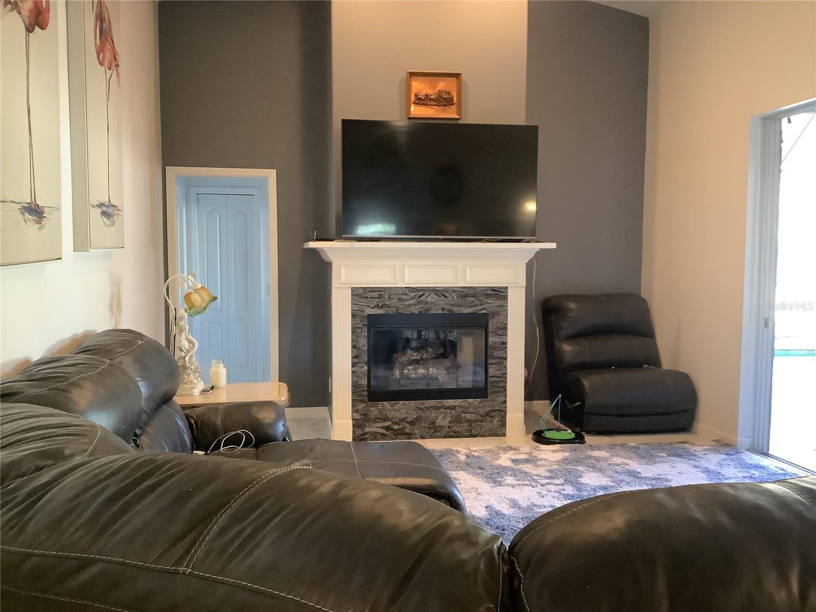 Image 4 of 12 For 11113 Flatwood Avenue