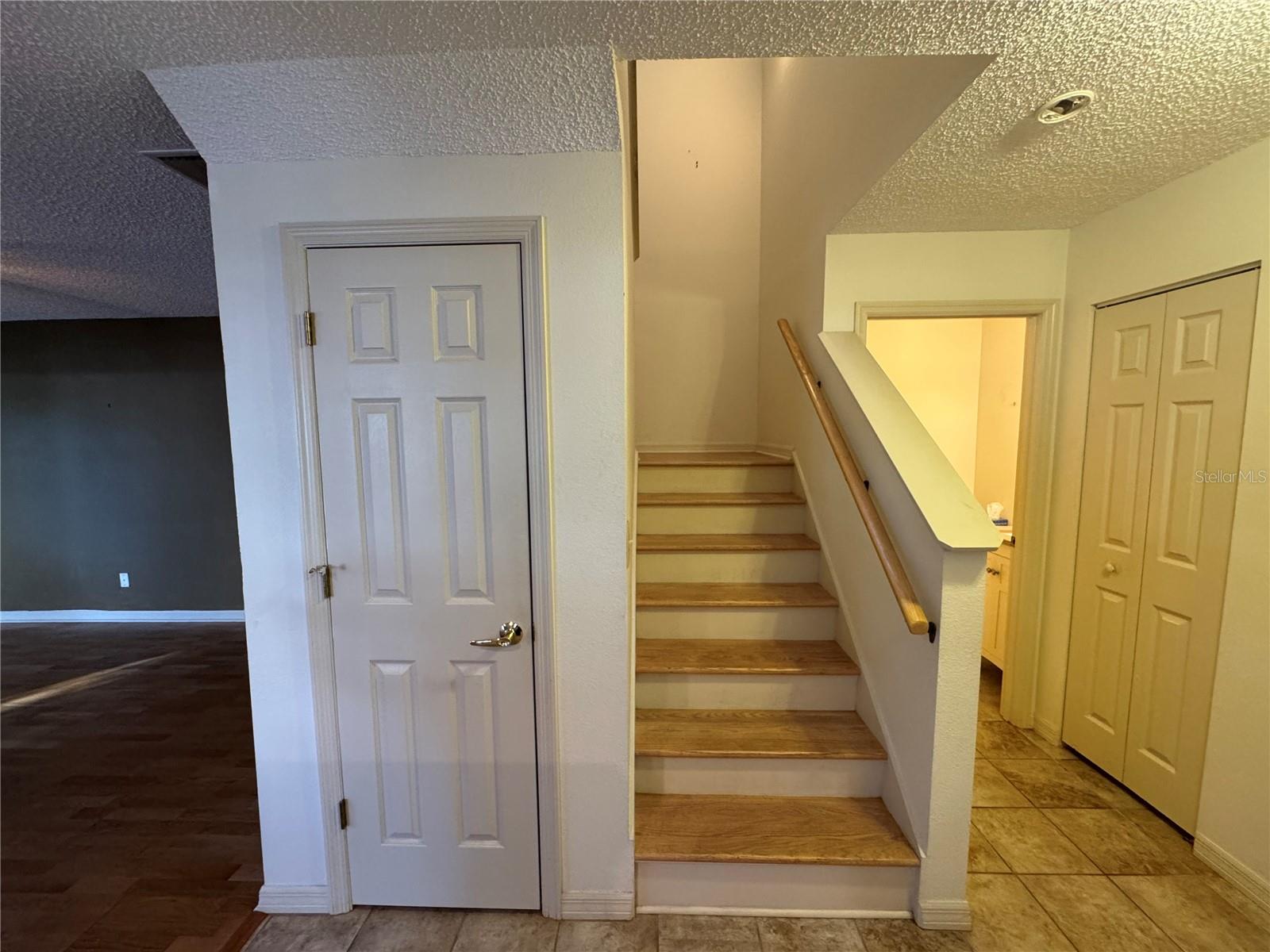 Image 14 of 33 For 9101 Jakes Path