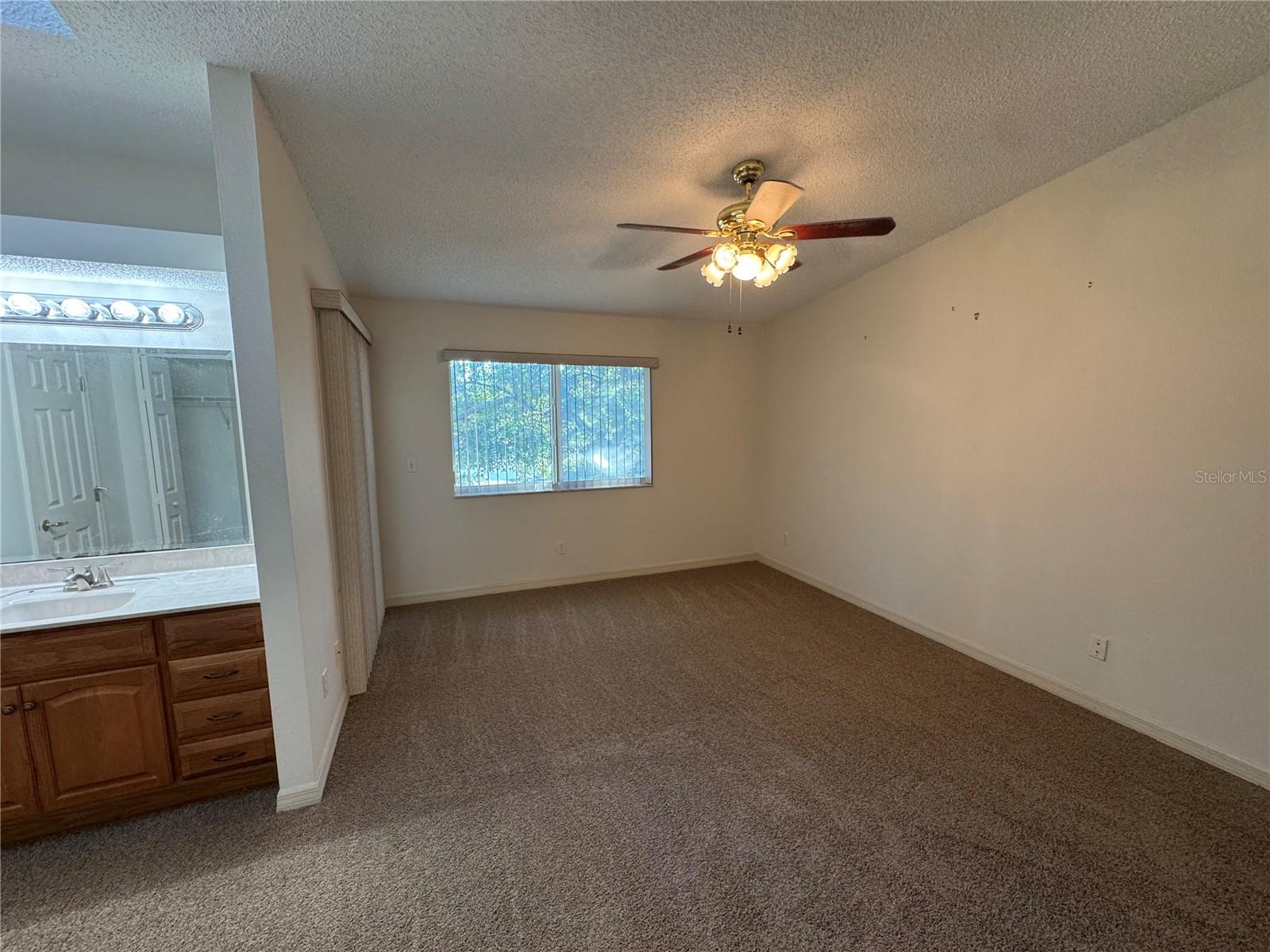 Image 19 of 33 For 9101 Jakes Path