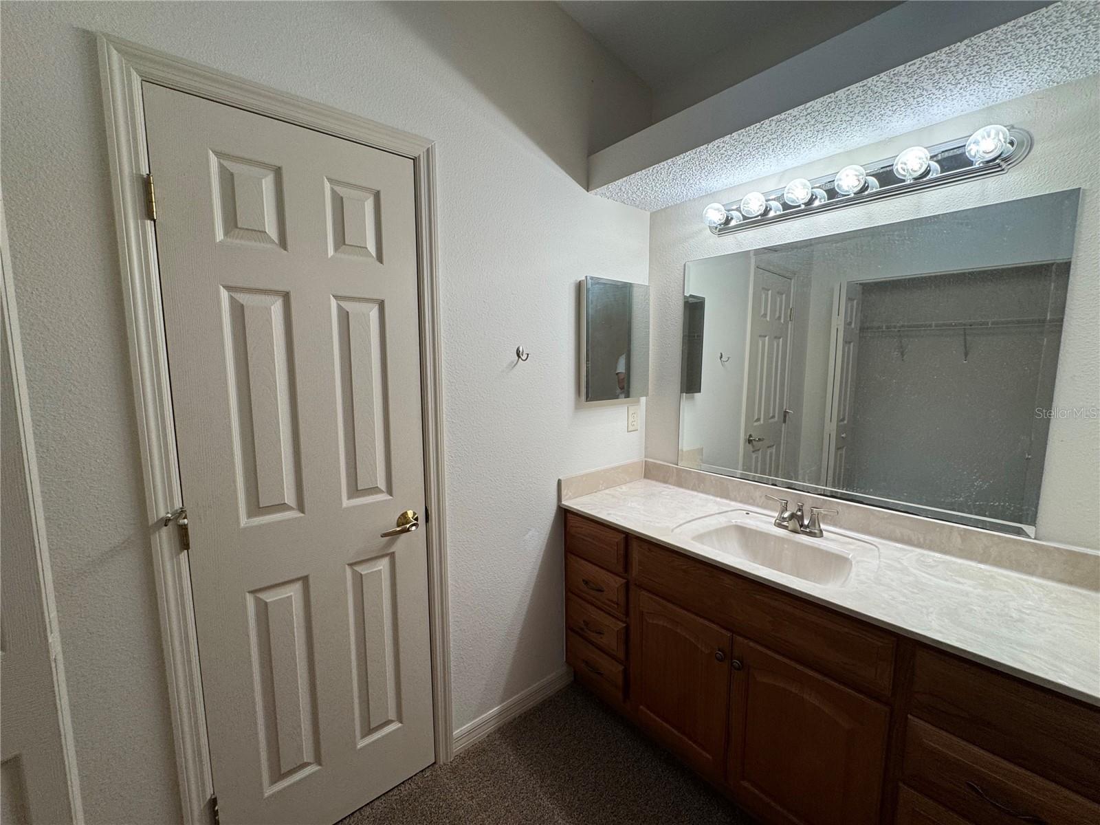 Image 20 of 33 For 9101 Jakes Path