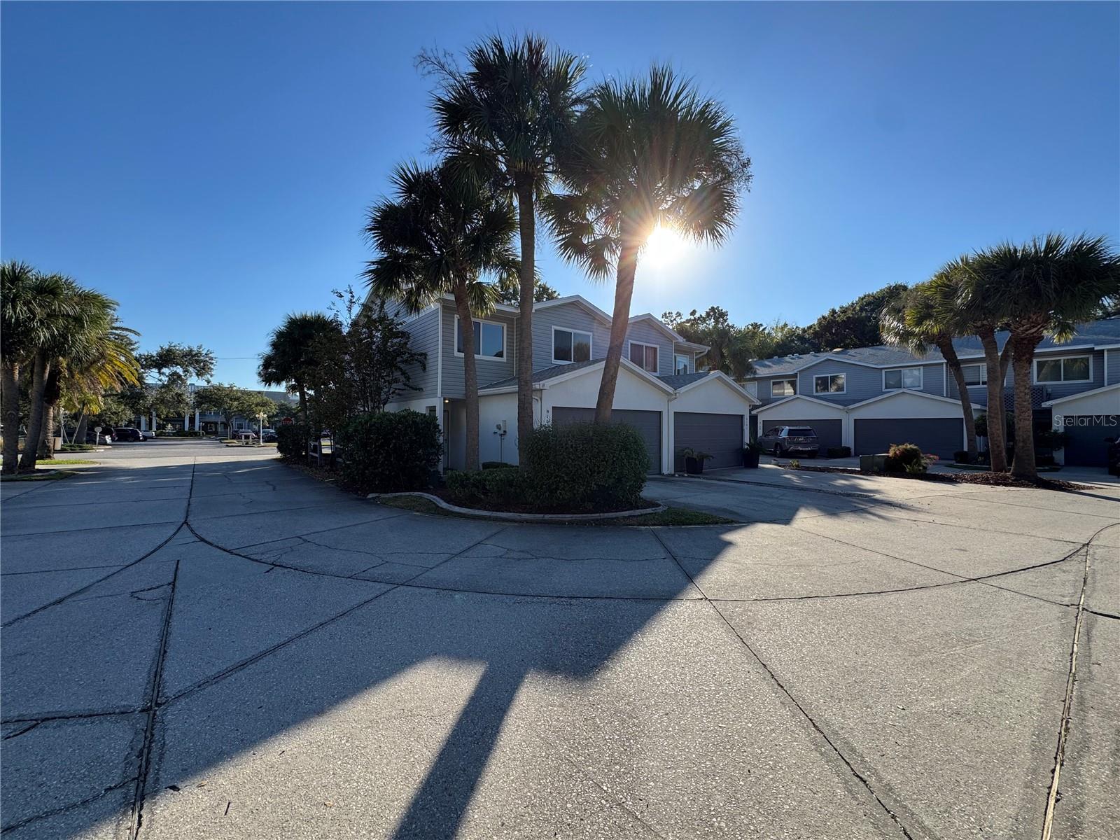 Image 3 of 33 For 9101 Jakes Path