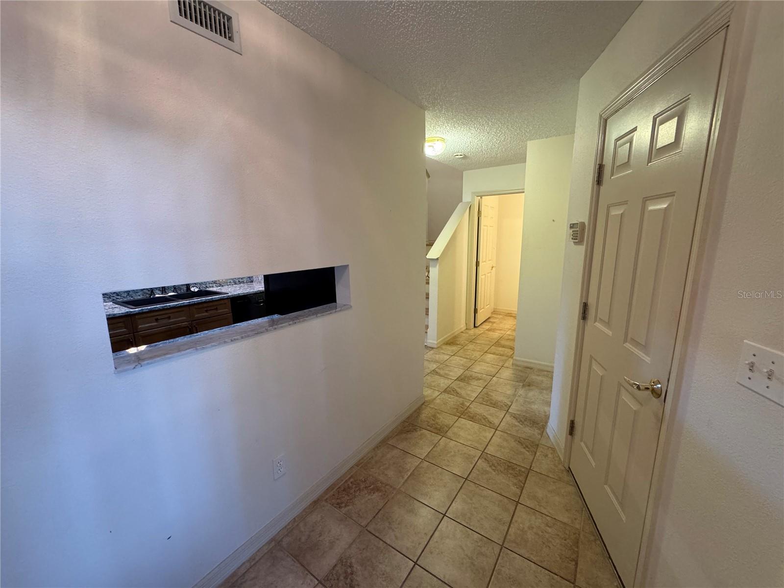 Image 4 of 33 For 9101 Jakes Path