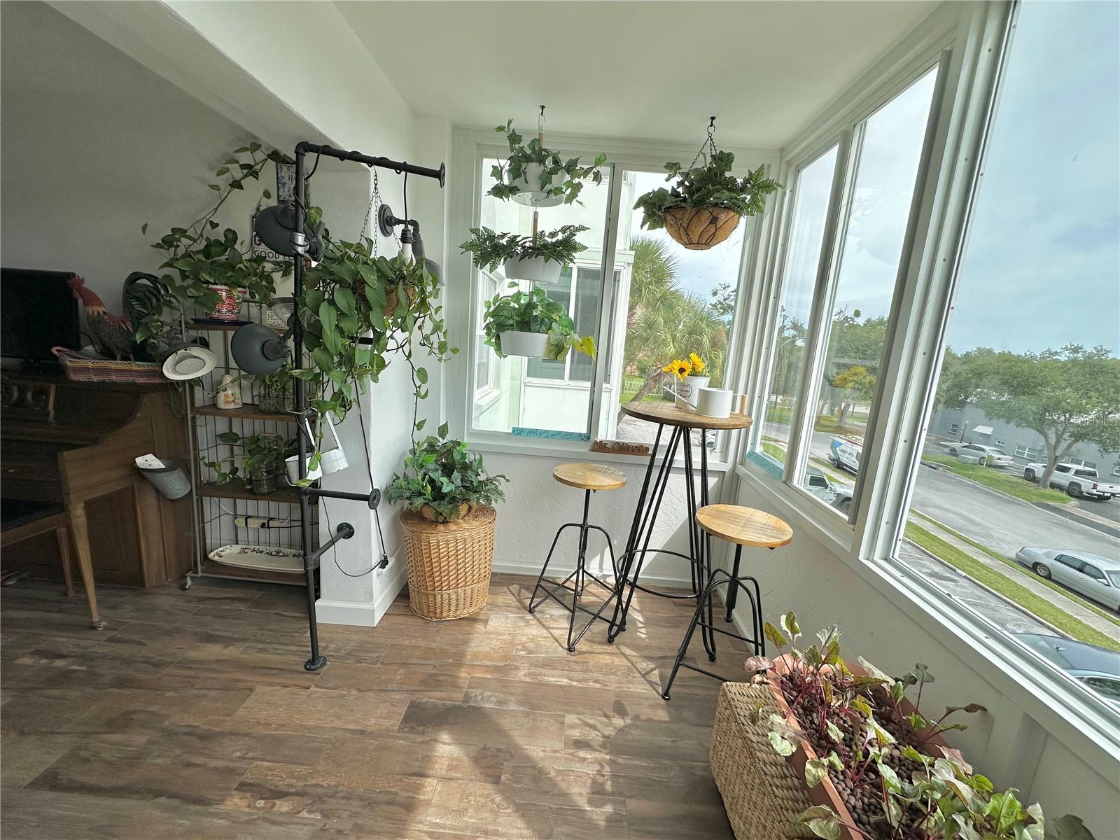 Image 15 of 78 For 100 Waverly Way 303