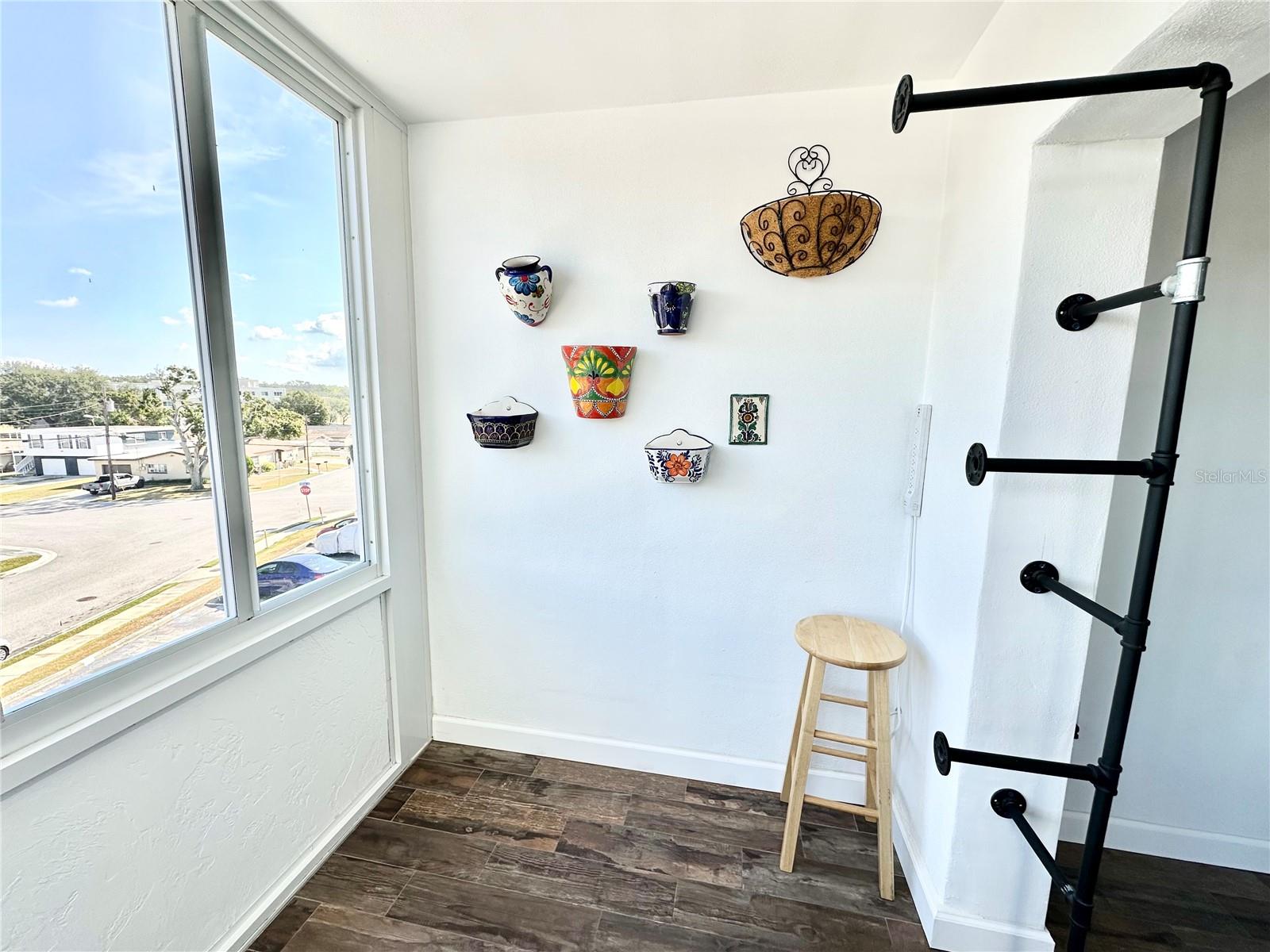 Image 21 of 78 For 100 Waverly Way 303