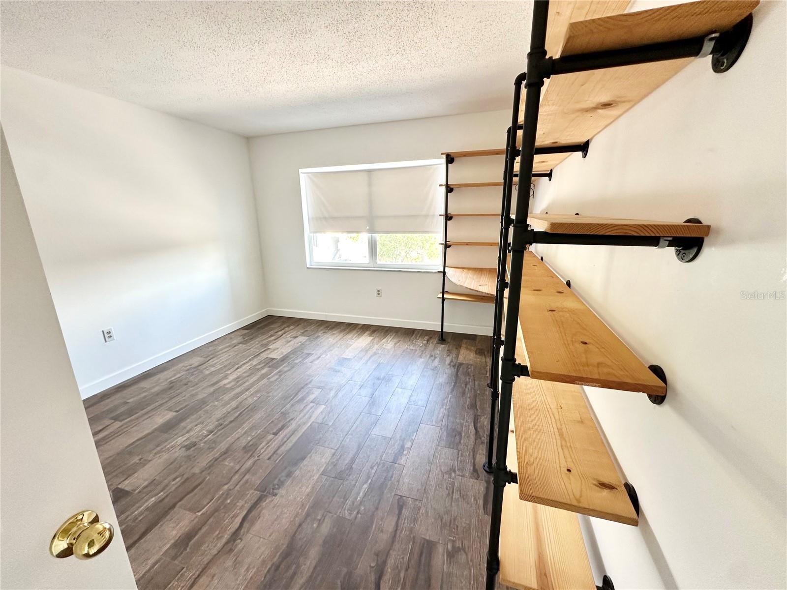 Image 25 of 78 For 100 Waverly Way 303