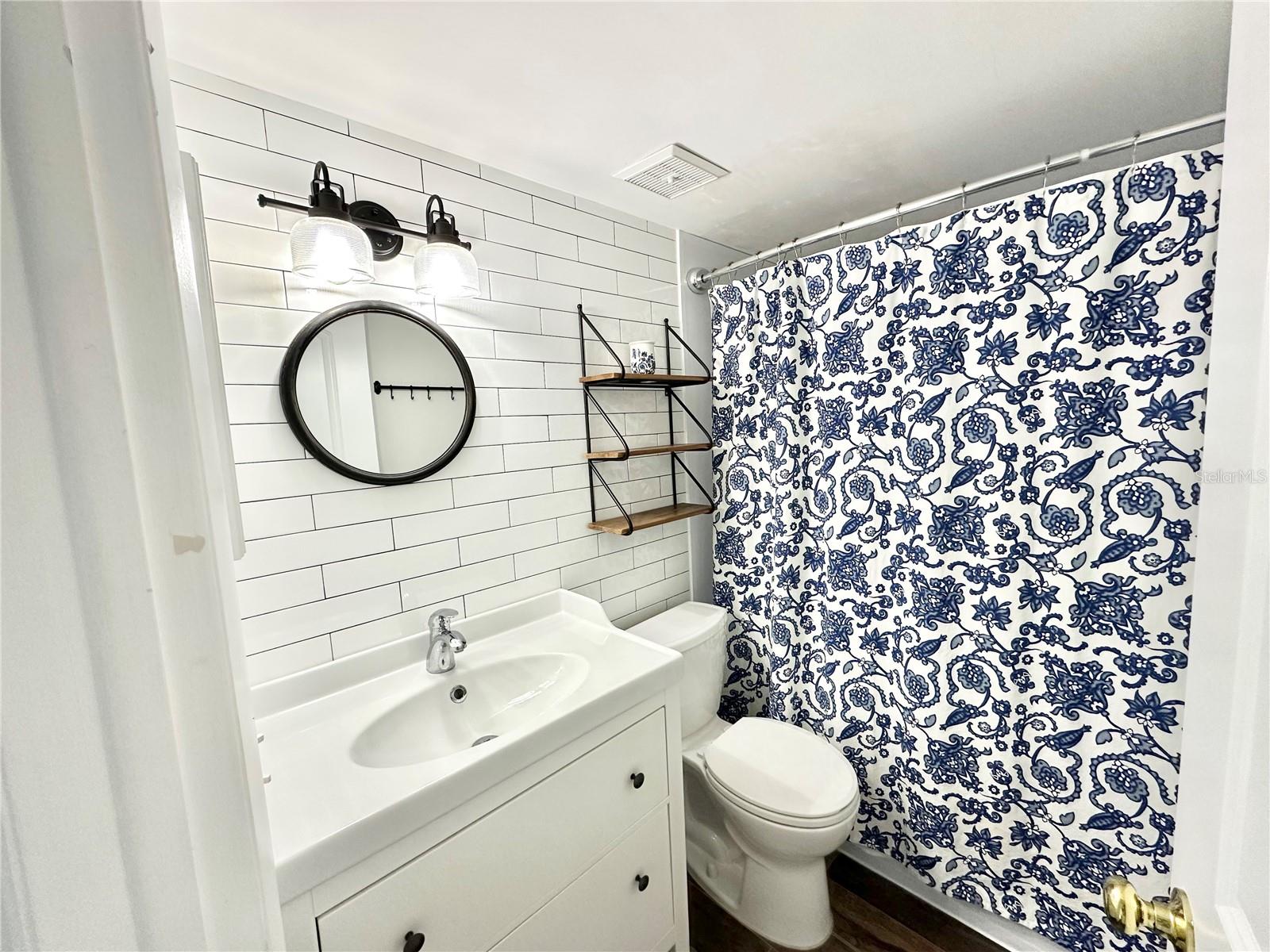 Image 32 of 78 For 100 Waverly Way 303