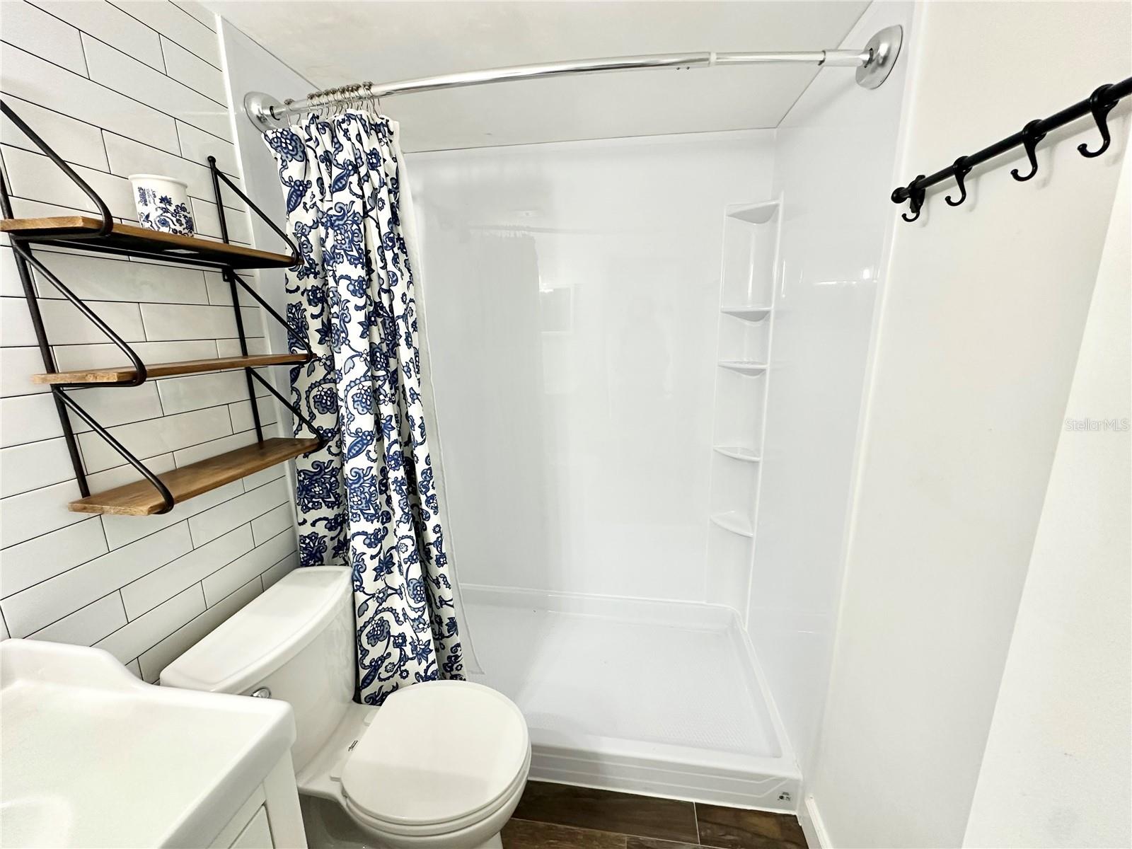 Image 33 of 78 For 100 Waverly Way 303