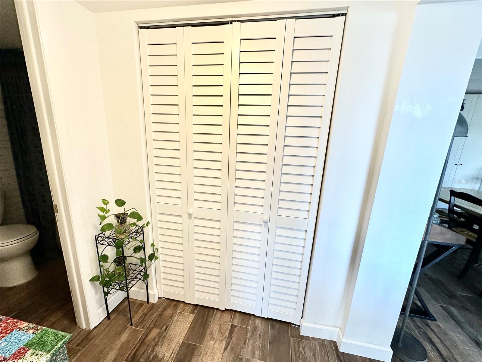 Image 43 of 78 For 100 Waverly Way 303