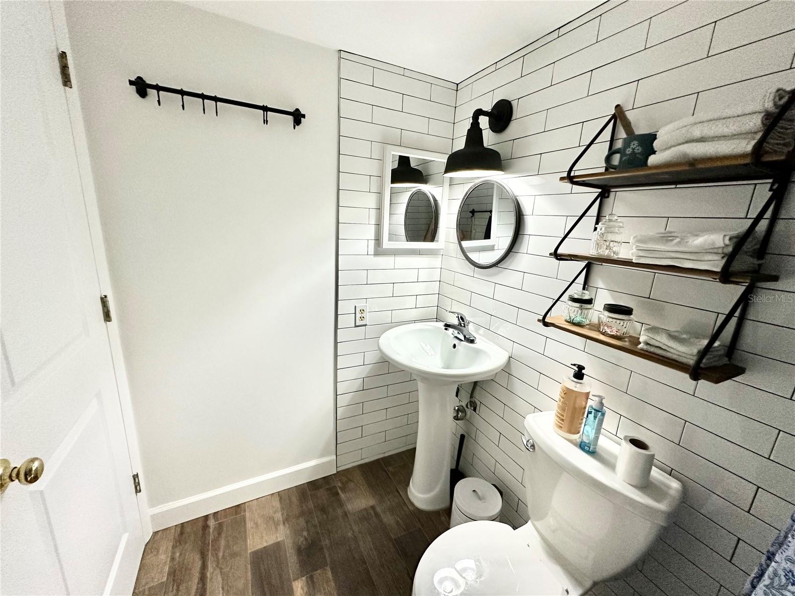 Image 59 of 78 For 100 Waverly Way 303