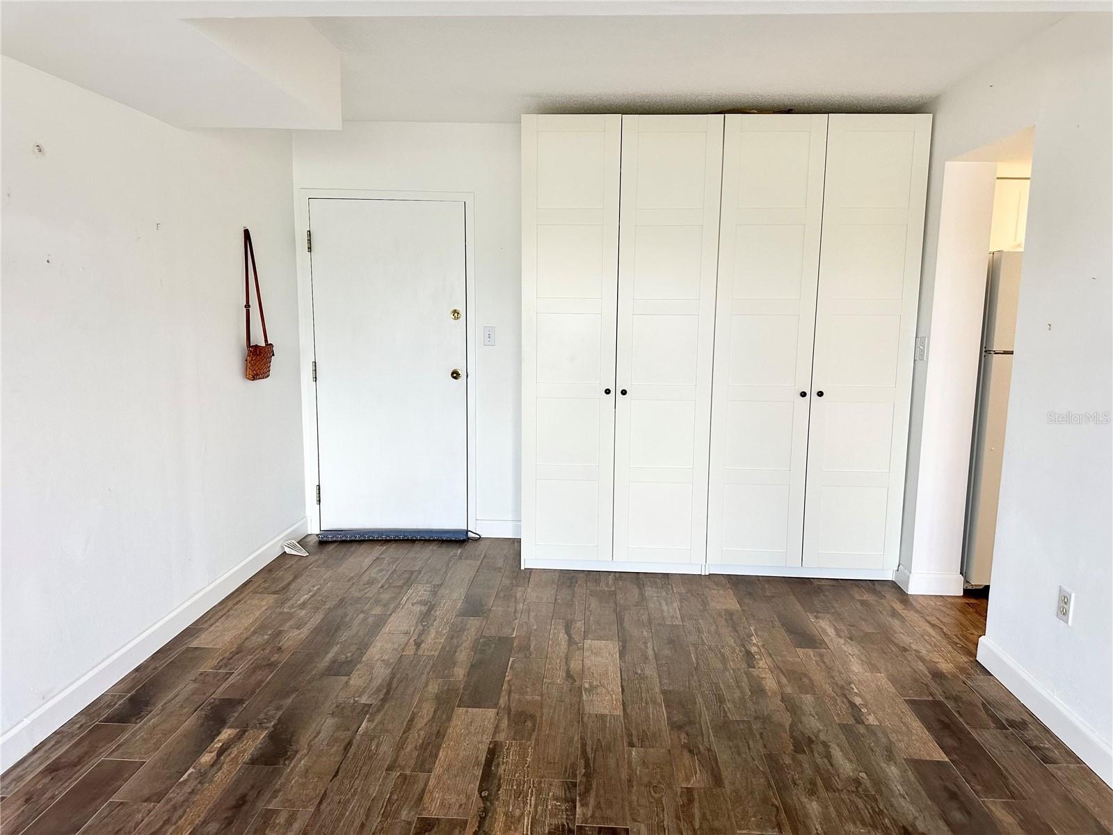 Image 61 of 78 For 100 Waverly Way 303