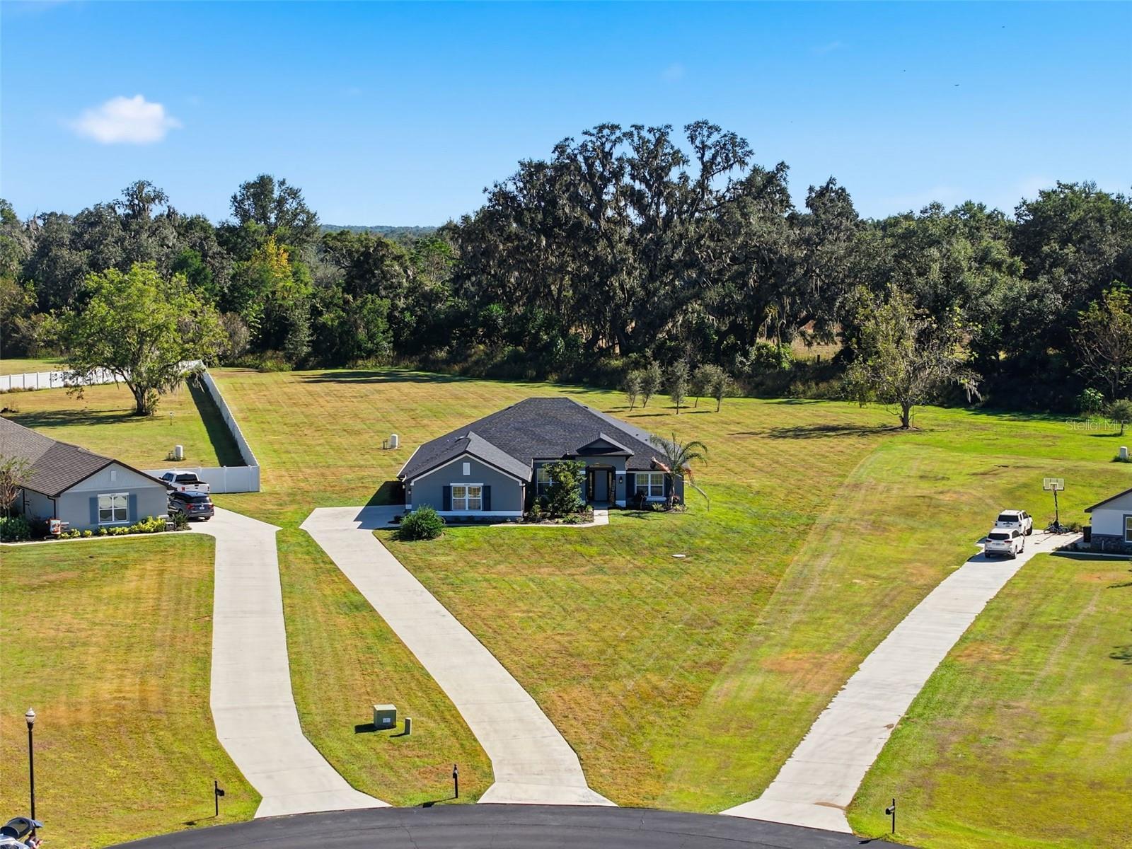 Details for 41043 Stanton Hall, DADE CITY, FL 33525