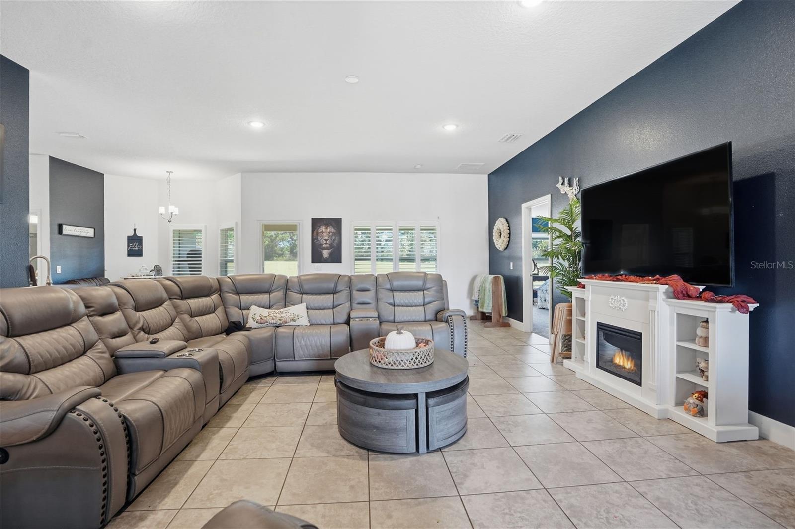 Image 10 of 54 For 41043 Stanton Hall