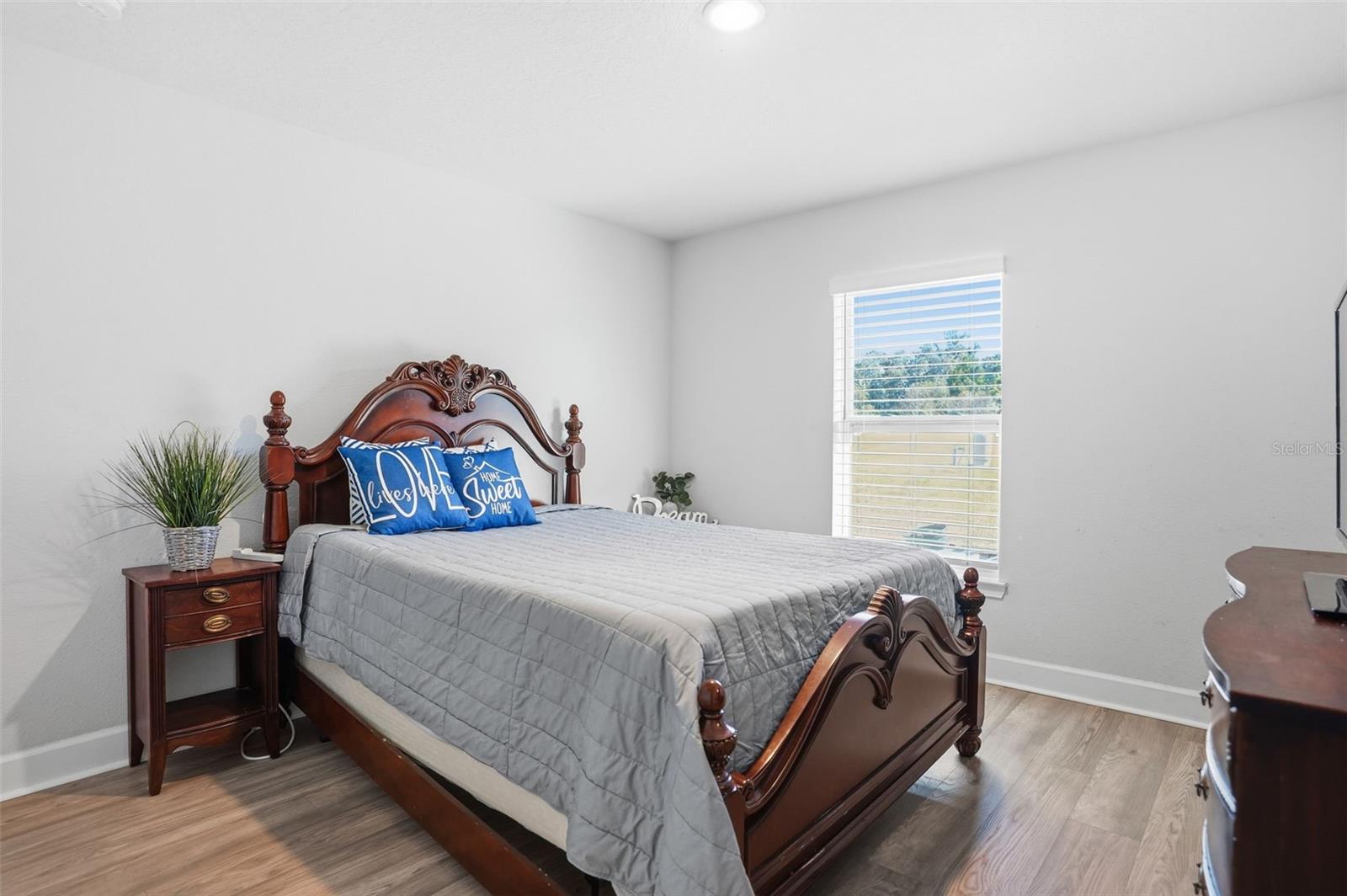 Image 29 of 54 For 41043 Stanton Hall